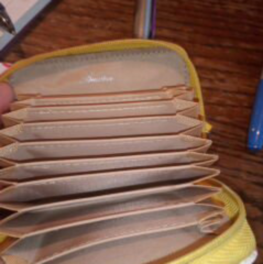 Wallet - Picture 3 of 4
